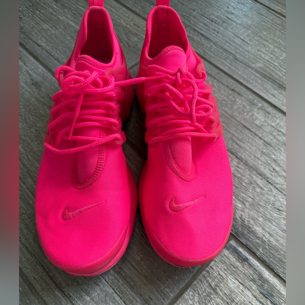 Nike Air Presto Hyper Pink Size 9